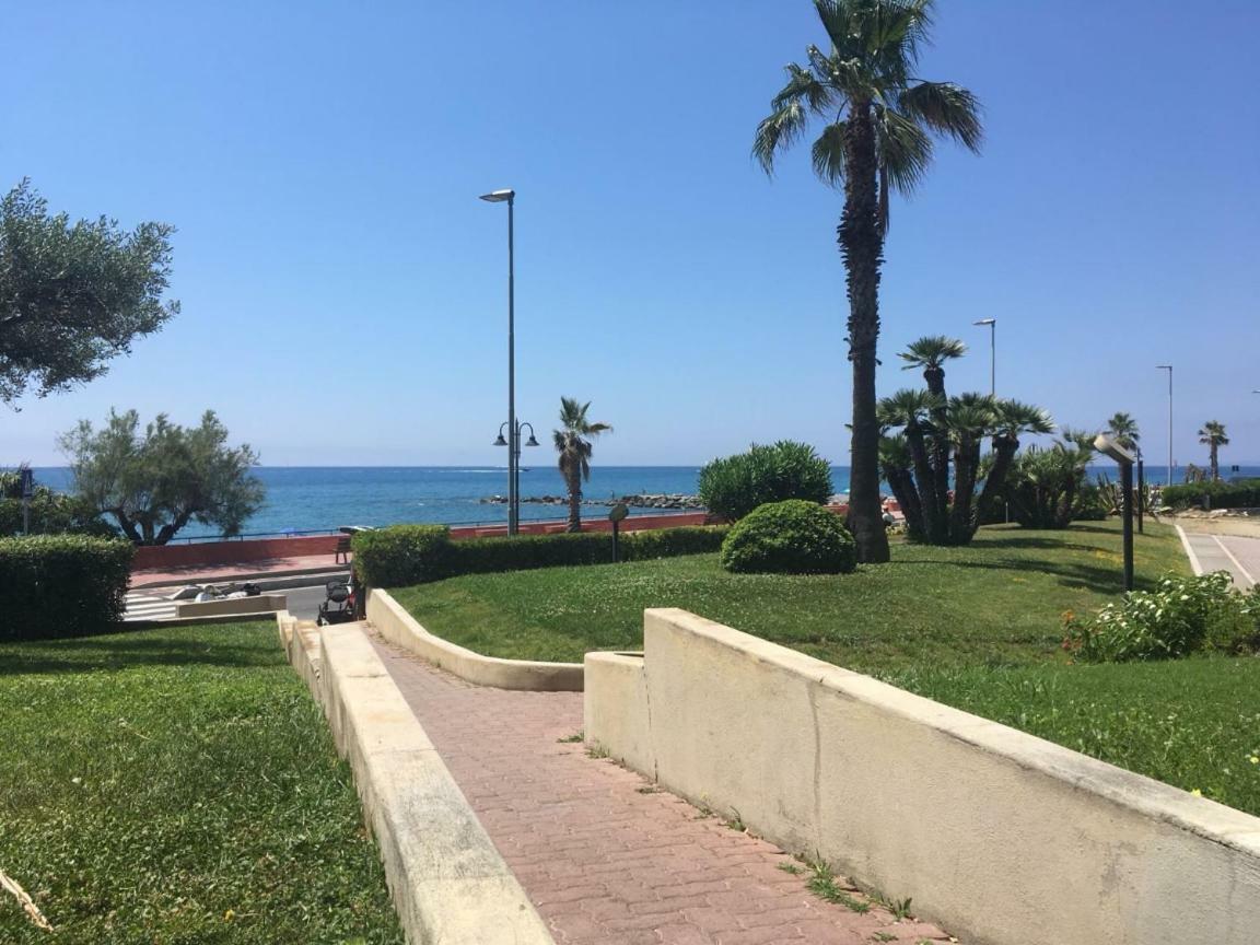 Mare 3 Apartman Ventimiglia Kültér fotó